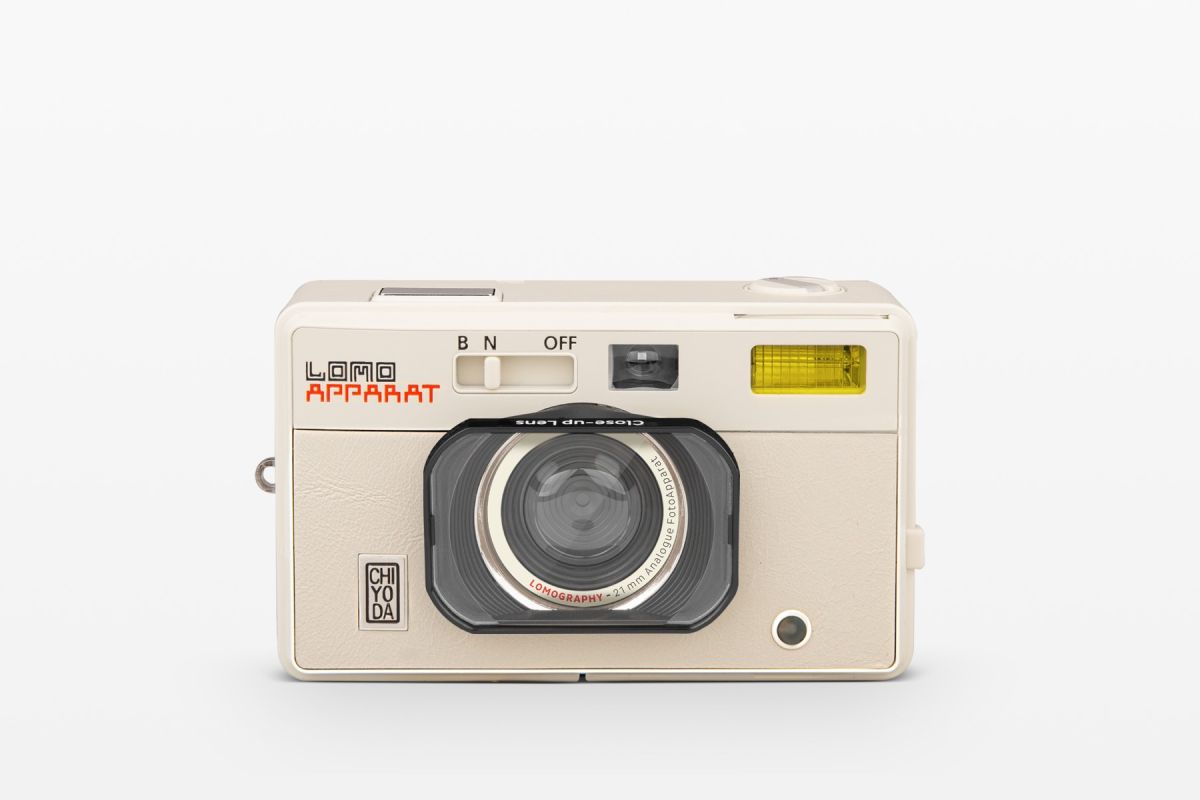 Lomography LomoApparat Chiyoda Edition Fotocamera Punta e Scatta da 21mm Lomography LomoApparat Chiyoda Edition Fotocamera Punta e Scatta da 21mm
